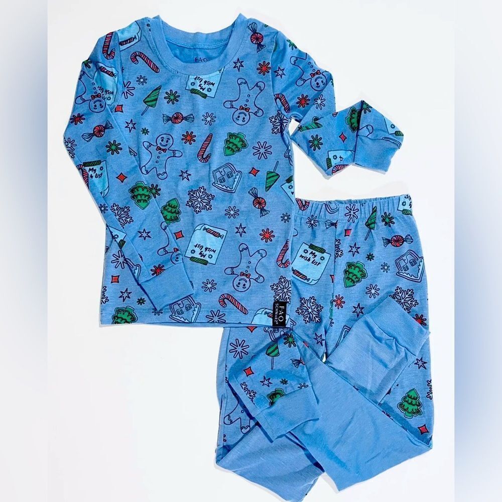 NEW! FAO Schwarz 2-pc BLUE CHRISTMAS PAJAMA SET Boys 8 w/Tags, Non Smoking